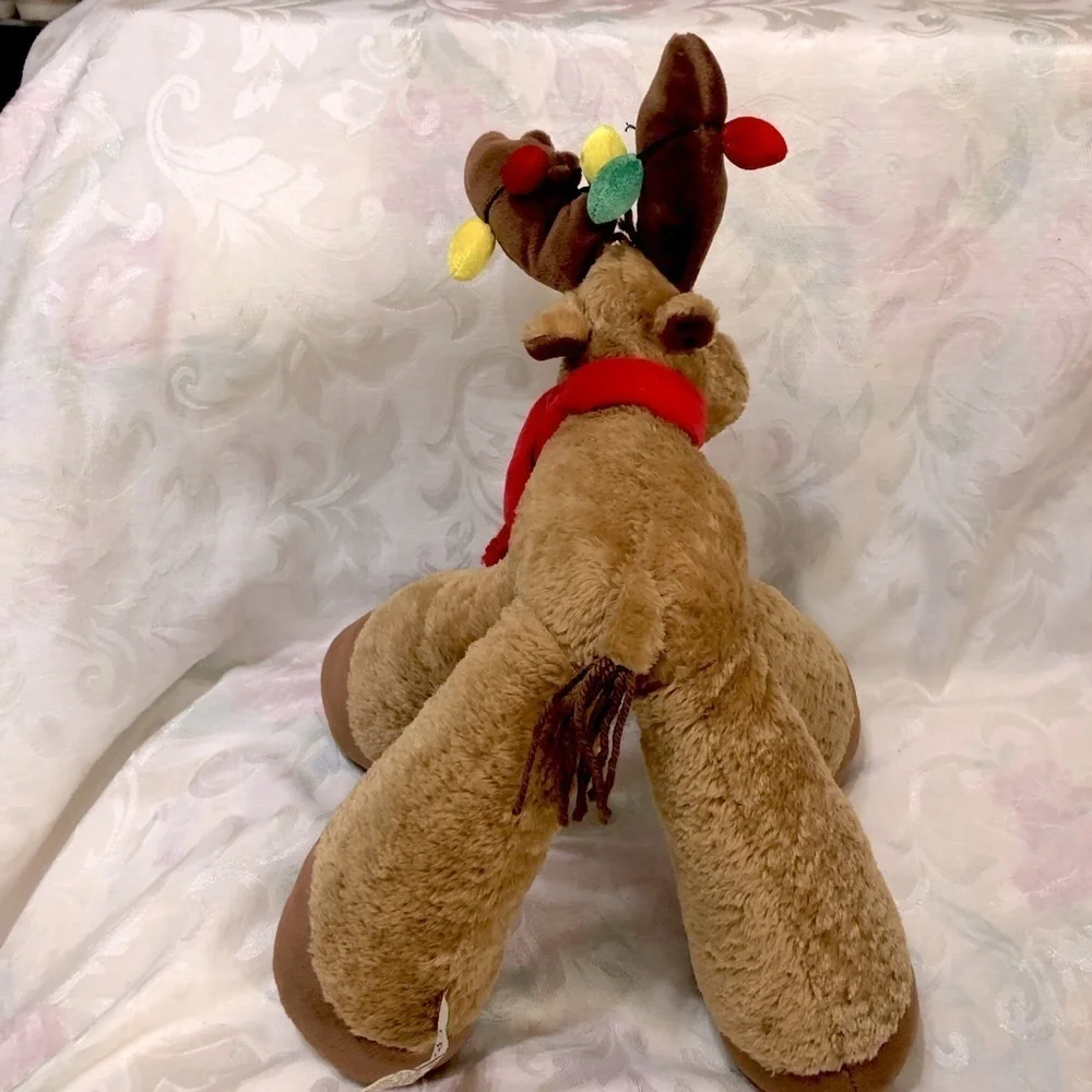 BESTEVER Funny Feet Holiday Moose Lights Scarf Plush Size 18”